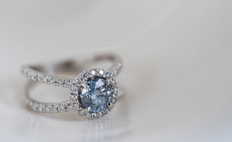 Cultured Diamond Engagement Rings
 Choose a cultured diamond for your engagement ring – here