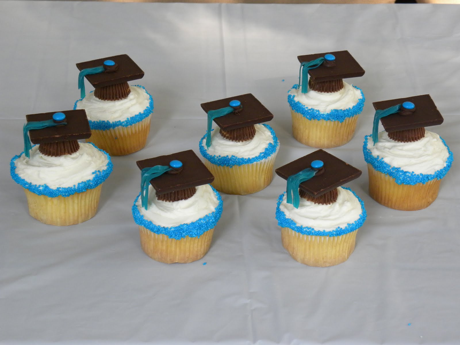Cupcake Decorating Ideas Graduation Party
 Graduation Cupcakes Graduation Cupcake Decorating Ideas