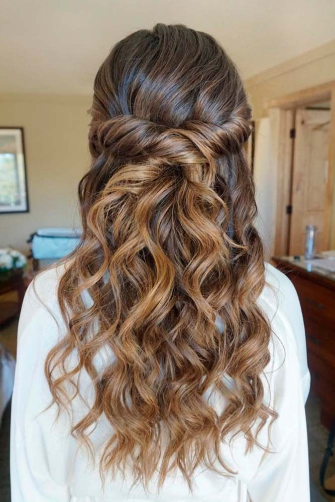 Curled Hairstyles For Bridesmaids
 30 Chic Half Up Half Down Bridesmaid Hairstyles