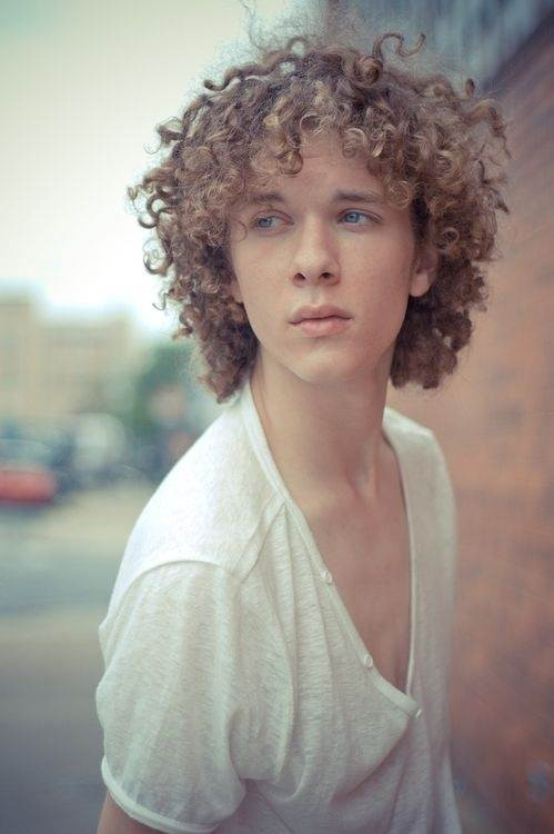 Curly Boy Hairstyles
 Do curly haired boys look more attractive than straight