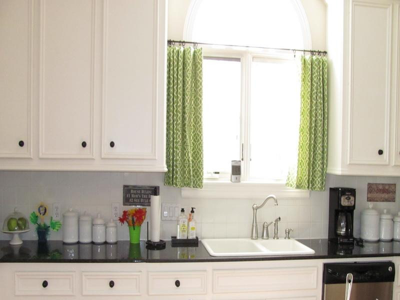 Curtain Kitchen Windows
 Kitchen Window Curtains and Treatments for Small Spaces