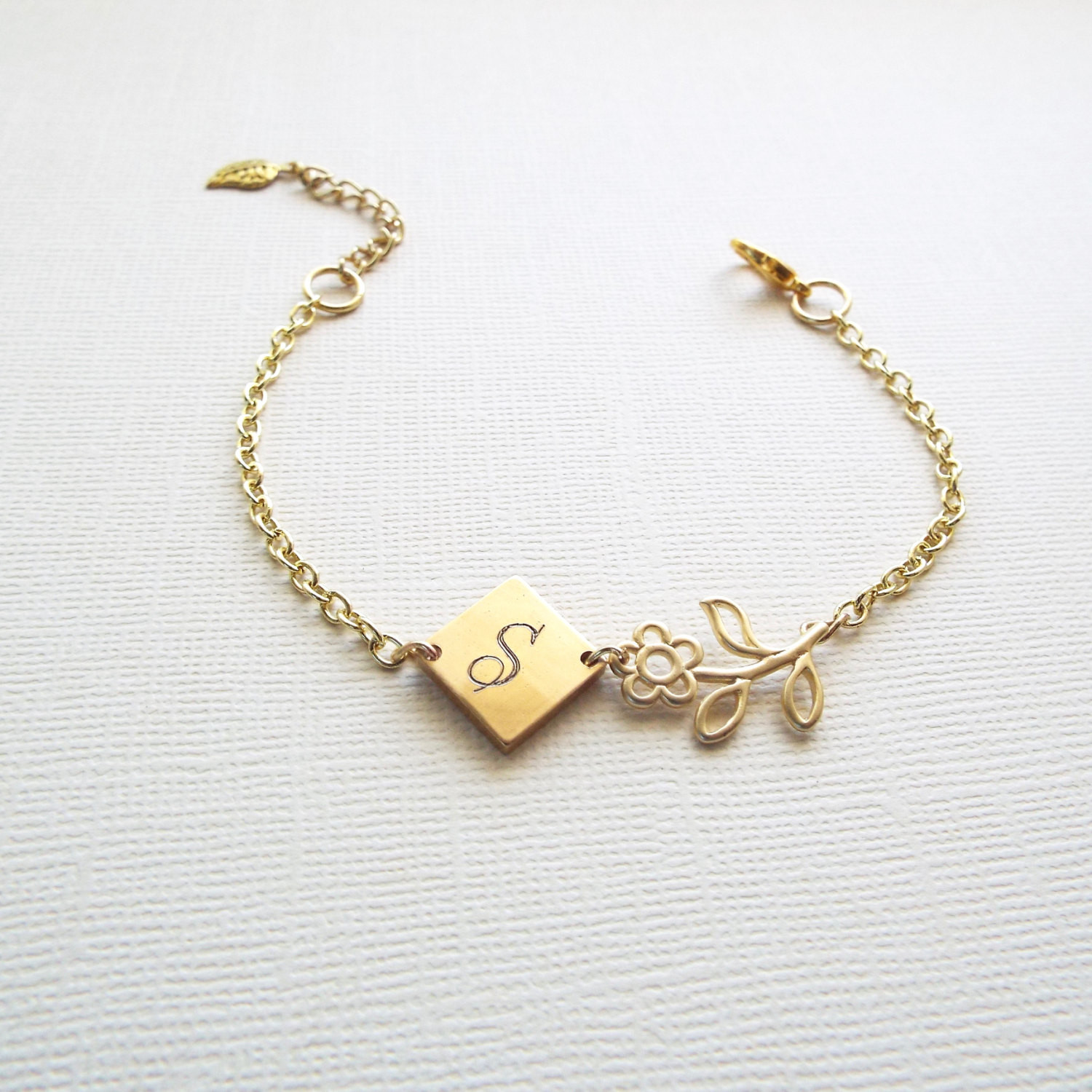 Custom Name Bracelets
 Mothers day t Personalized Bracelet Gold Initial
