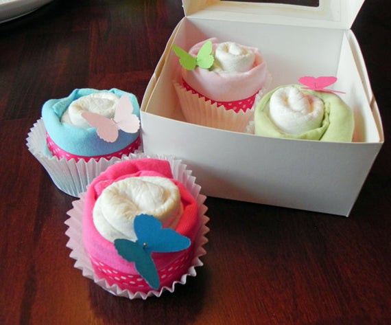 Cute Baby Girl Gift Ideas
 Items similar to Diaper & Bodysuit Cupcake Gift Set Cute