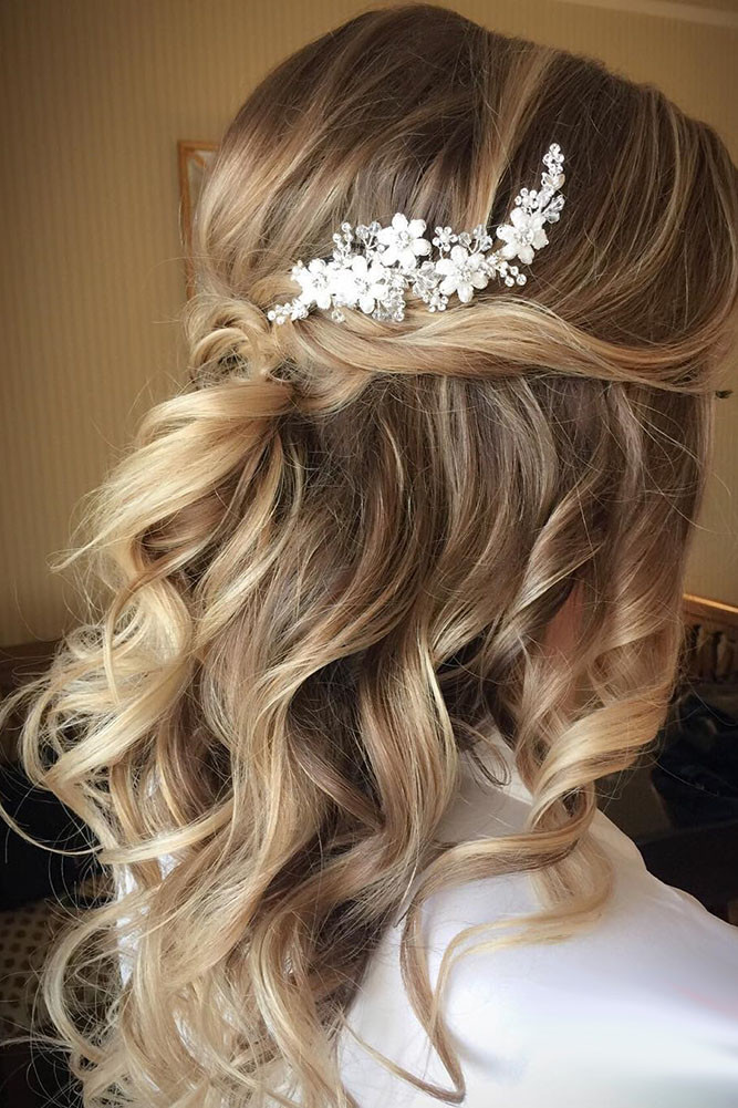 Cute Hairstyles For A Wedding
 30 CHIC AND EASY WEDDING GUEST HAIRSTYLES – My Stylish Zoo