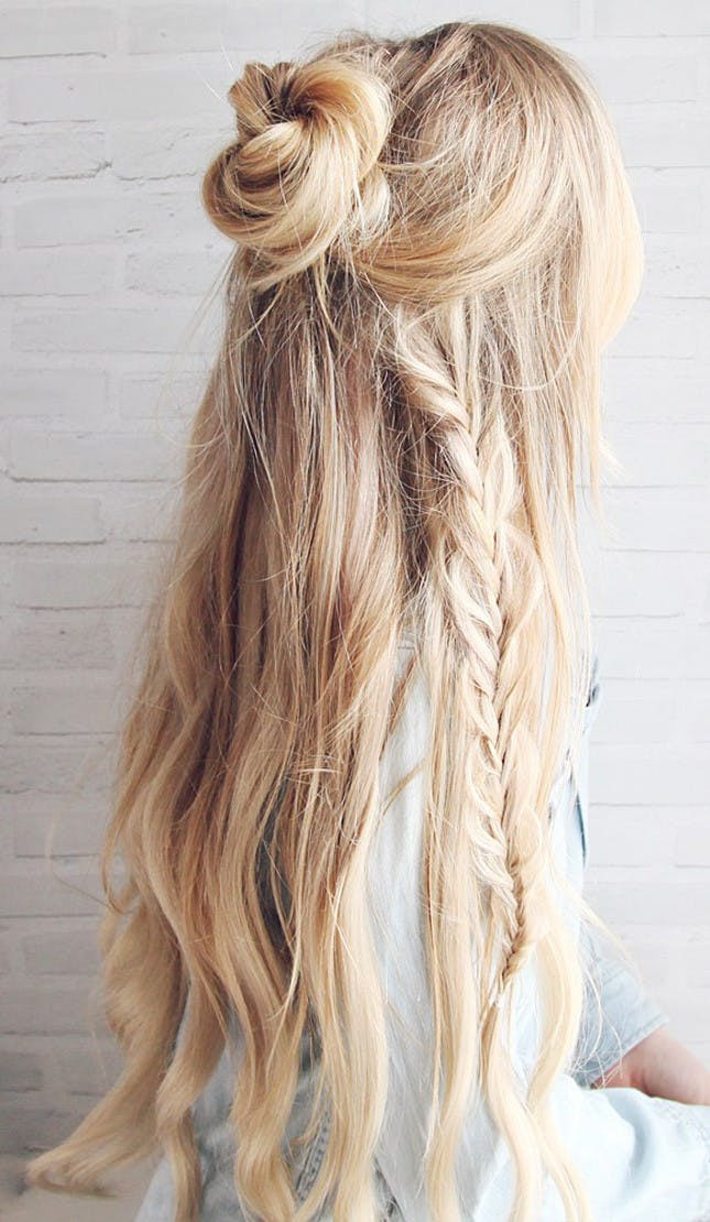 Cute Hairstyles Pinterest
 This Summer’s Must Try Messy Buns According to Pinterest