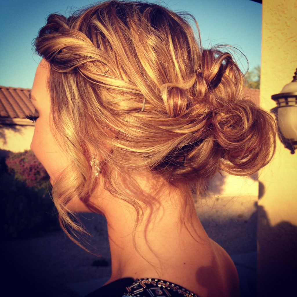 Cute Messy Bun Hairstyles
 Cute Summer Hairstyles That Provide Relief Style Arena