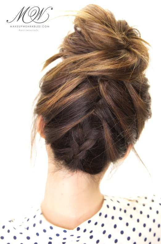 Cute Messy Bun Hairstyles
 48 Messy Bun Ideas For All Kinds of Occasions