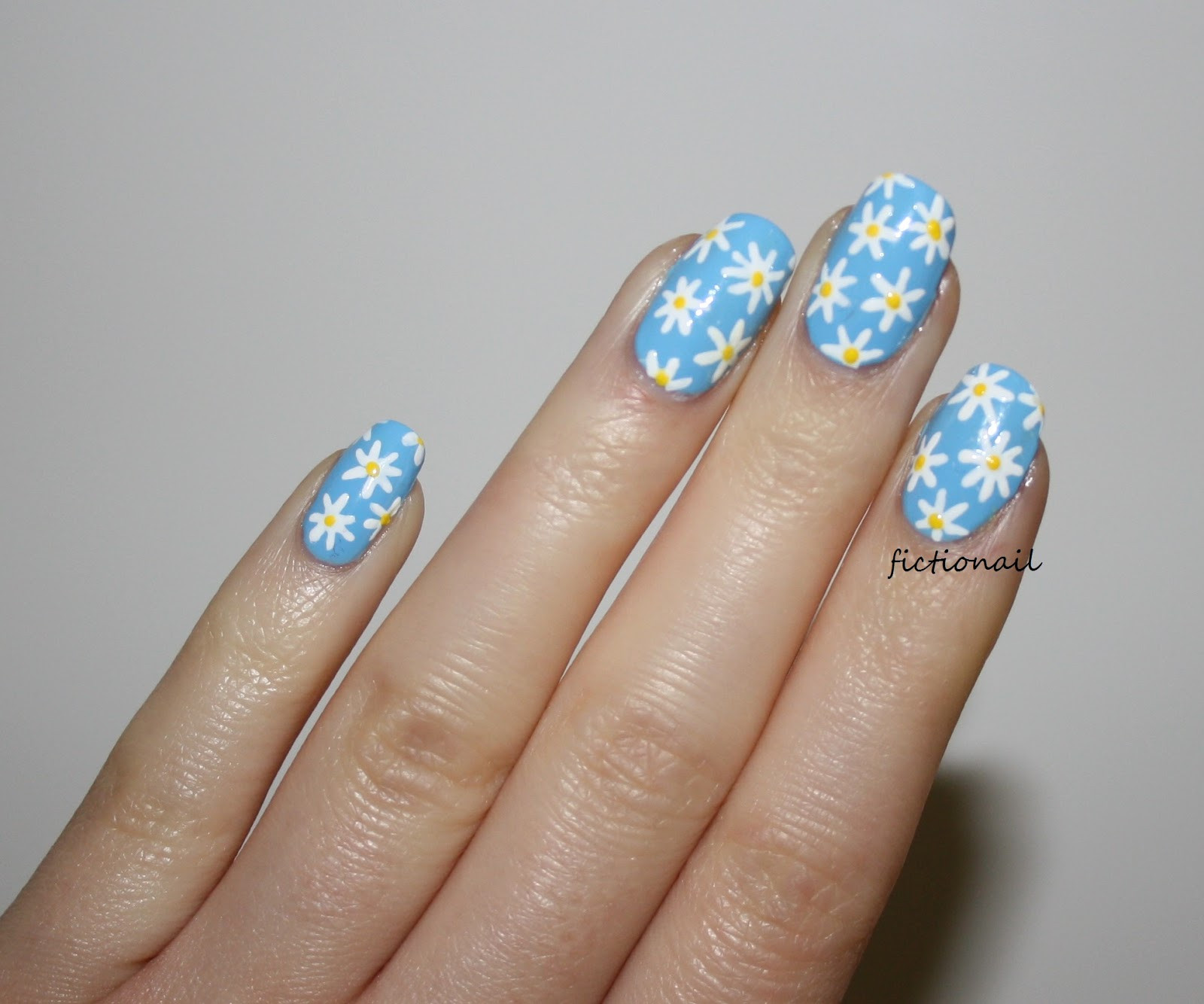 Daisy Toe Nail Art
 Daisy Nails