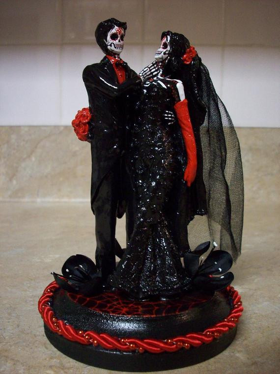 Day Of The Dead Wedding Cake Toppers
 Day of The Dead Bride and Groom Wedding Cake Topper Black Red