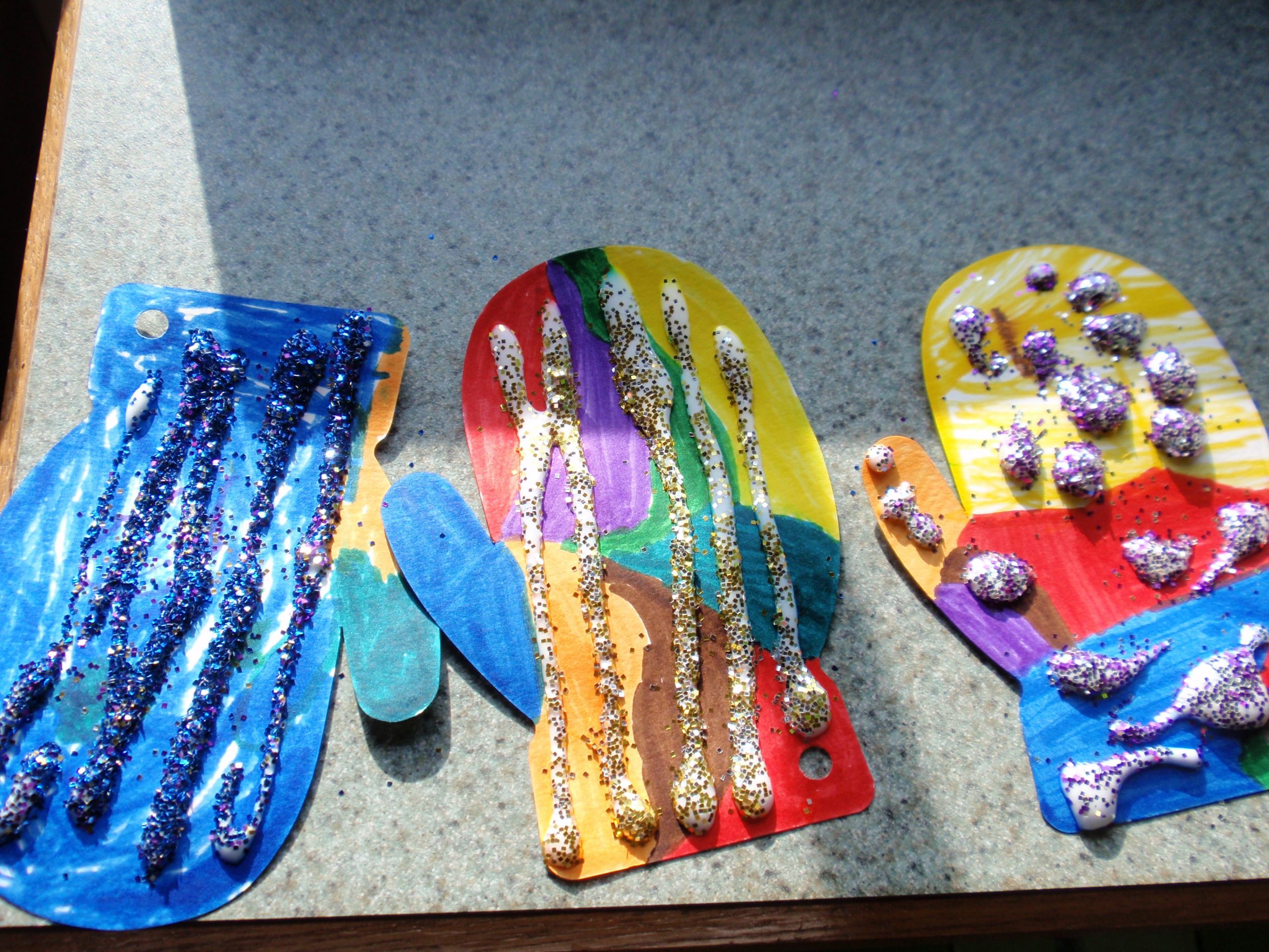 December Crafts For Preschool
 marvelous mittens day