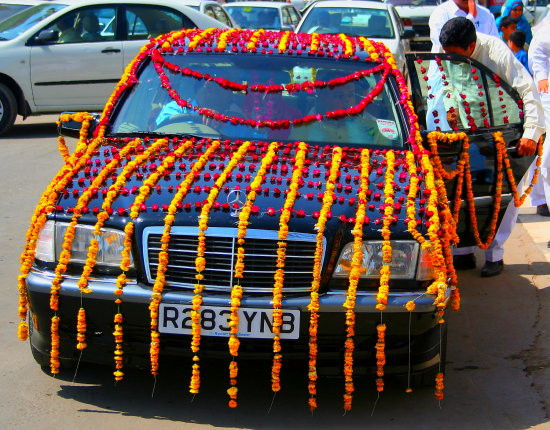 Decorate Car For Birthday
 Wedding Car Decoration