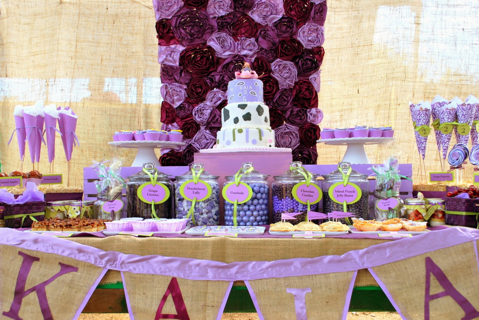 Decoration Ideas Purple Birthday Party
 37 Beautiful Purple Party Decorations
