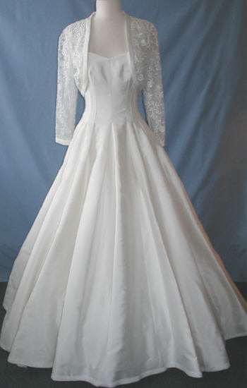 Designer Wedding Gown
 Weddingspies 2011 06 05