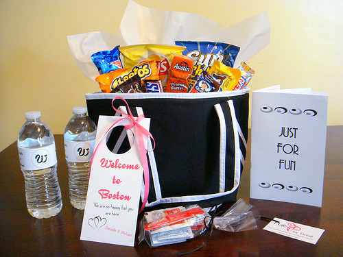 Destination Wedding Gift Bag Ideas
 Wedding World Wedding Gift Basket Ideas