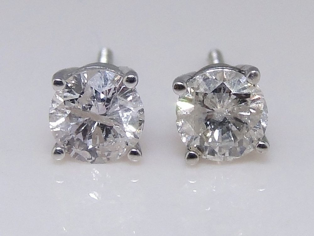 Diamond Ear Rings
 14k Mens La s Round Cut White Solitaire Diamond Stud