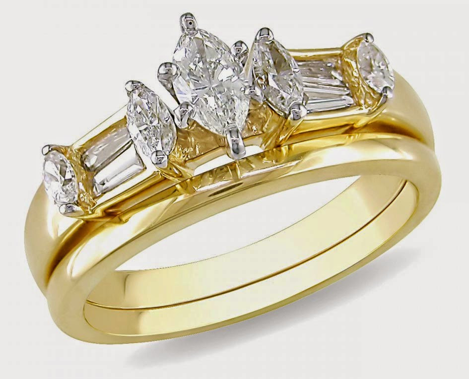 Diamond Wedding Ring Sets For Her
 Oval Diamond Yellow Gold Wedding Ring Sets for Her Design
