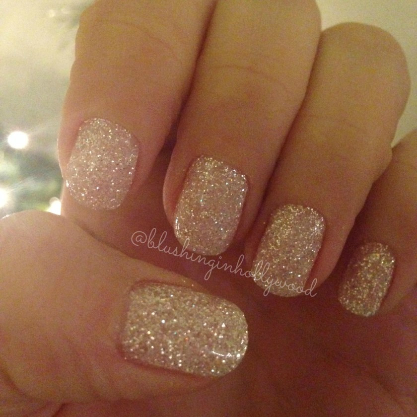 Dip Glitter Nails
 Make Your Manicure Last Longer Blushing in Hollywood