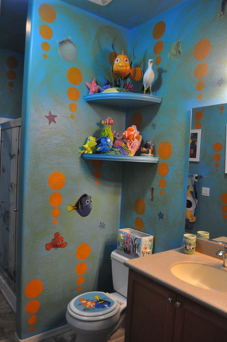 Disney Bathroom Decor
 Disney Finding Nemo Bathroom Decorating Dory