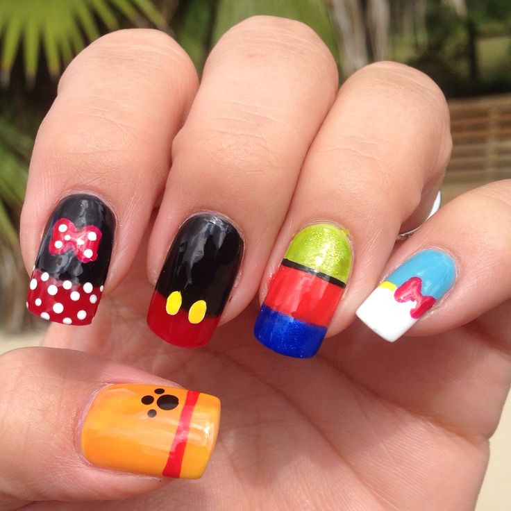 Disney Nail Ideas
 Disney inspired nail art 3