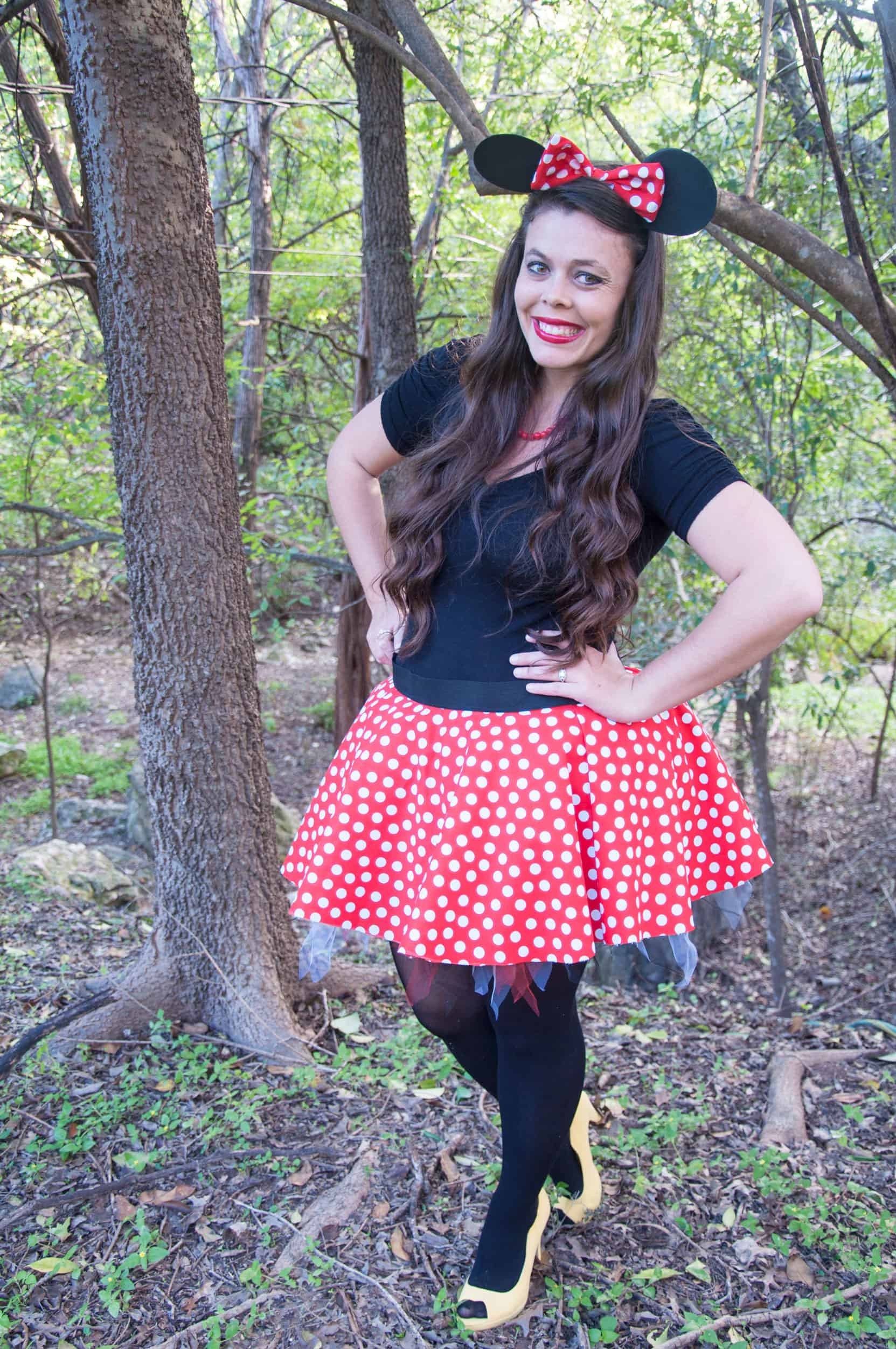 DIY Adult Minnie Mouse Costume
 Cute DIY Mickey and Minnie Costumes for All Sizes