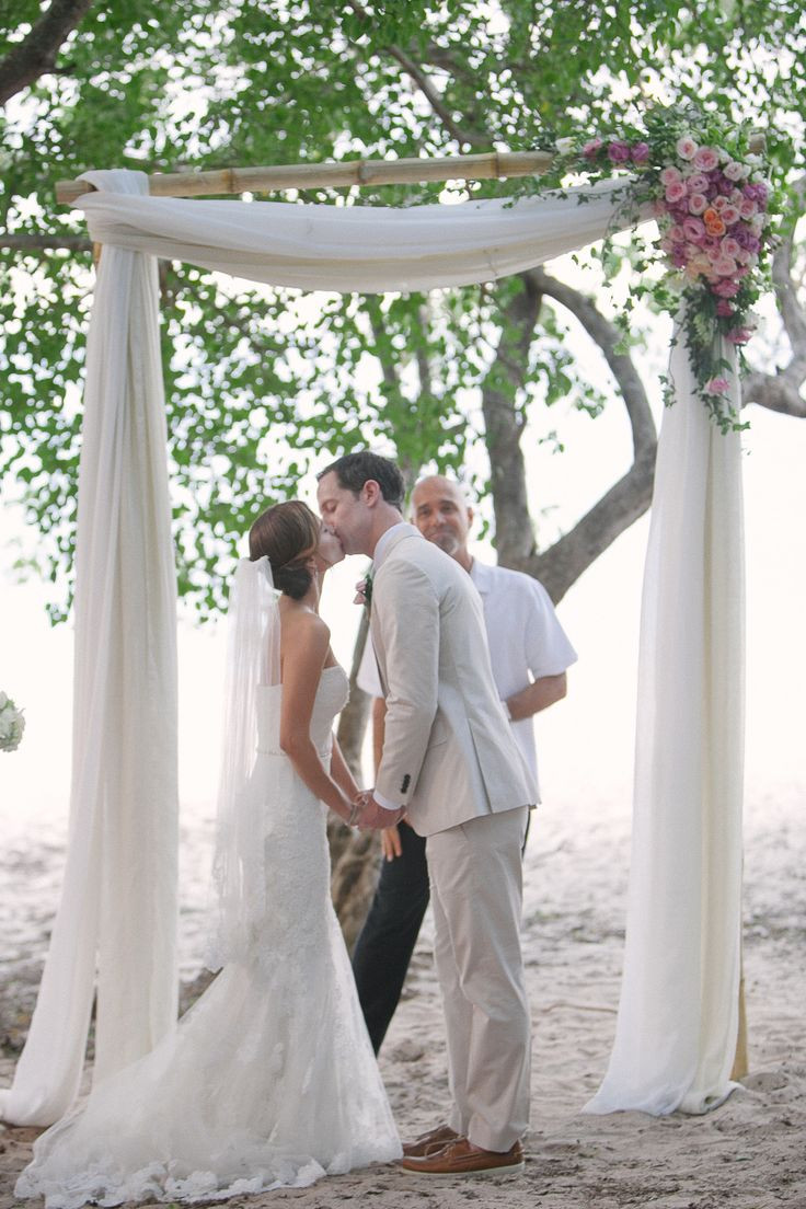 DIY Archway For Wedding
 Best 25 Simple wedding arch ideas on Pinterest