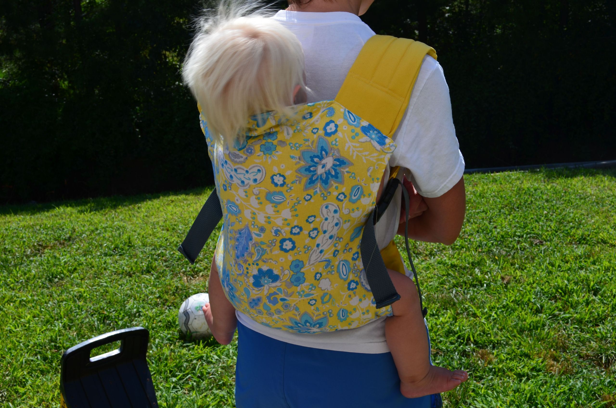 DIY Baby Sling
 Adventures in Carrier Making A Brief Guide to DIY