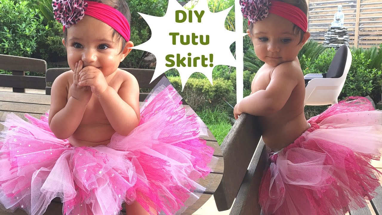 DIY Baby Tutu
 No Sew Tutu skirt for baby