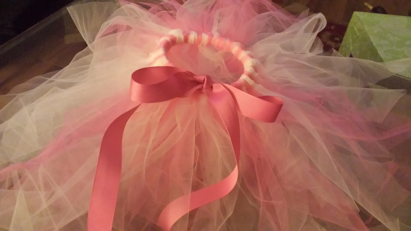 DIY Baby Tutu
 I ll Take My Wine in a Sippy Cup DIY baby girl NO SEW