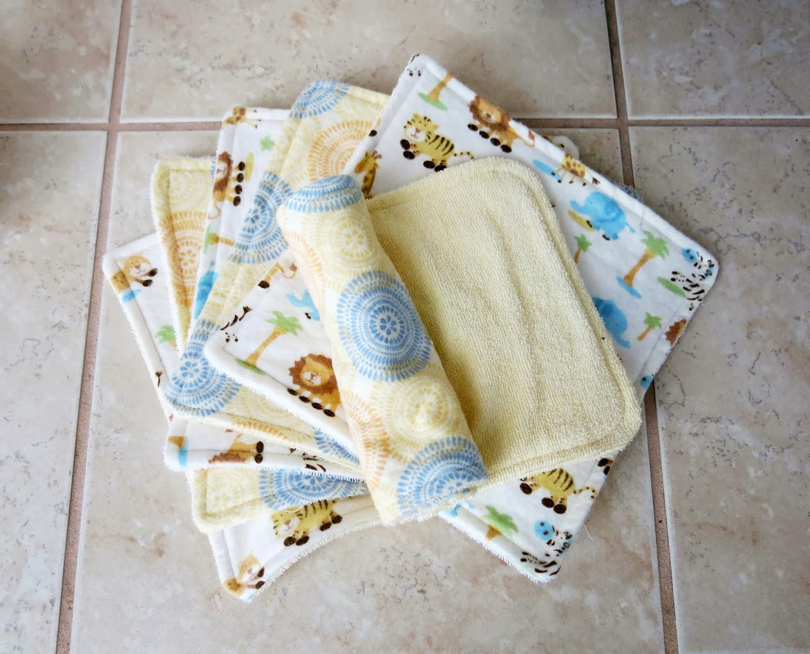 DIY Baby Wash
 A Mighty Good Yarn DIY Tutorial baby washcloths and burp