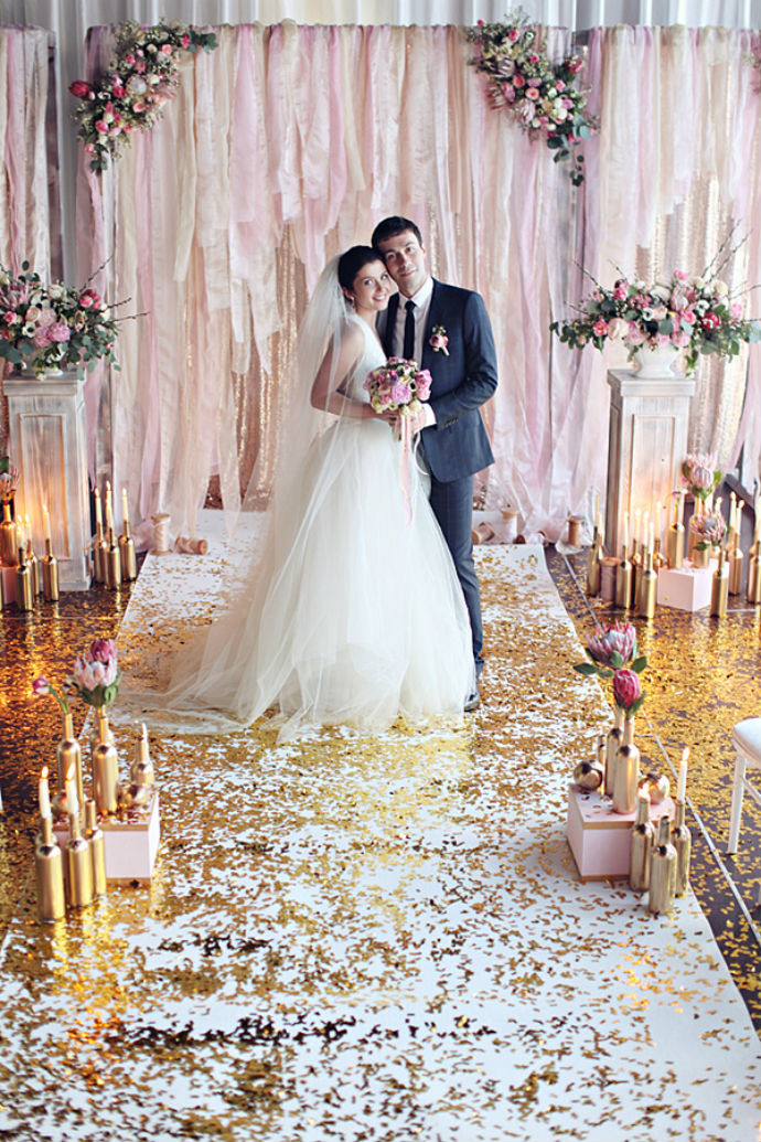 DIY Backdrops For Wedding
 5 DIY wedding ceremony backdrop ideas that wow — Wedpics Blog