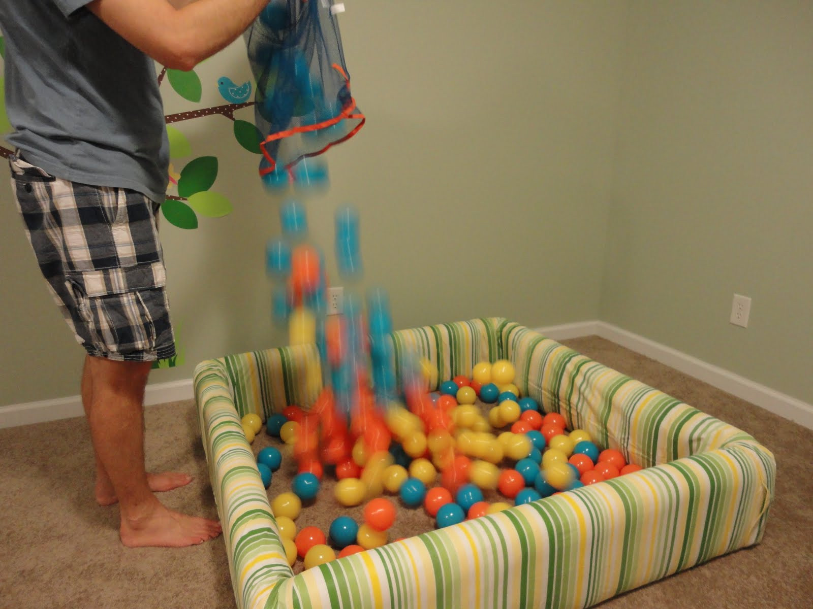 DIY Ball Pit For Toddlers
 our life how to build a ball pit