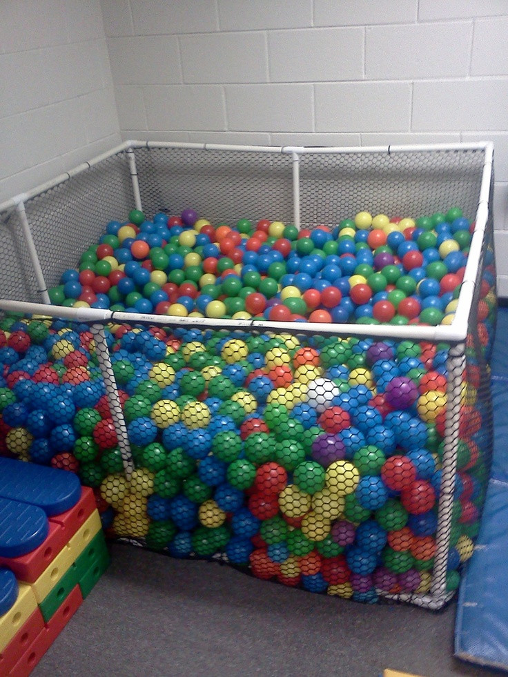 DIY Ball Pit For Toddlers
 DIY An At Home Ball Pit for Any Age – Wow Amazing
