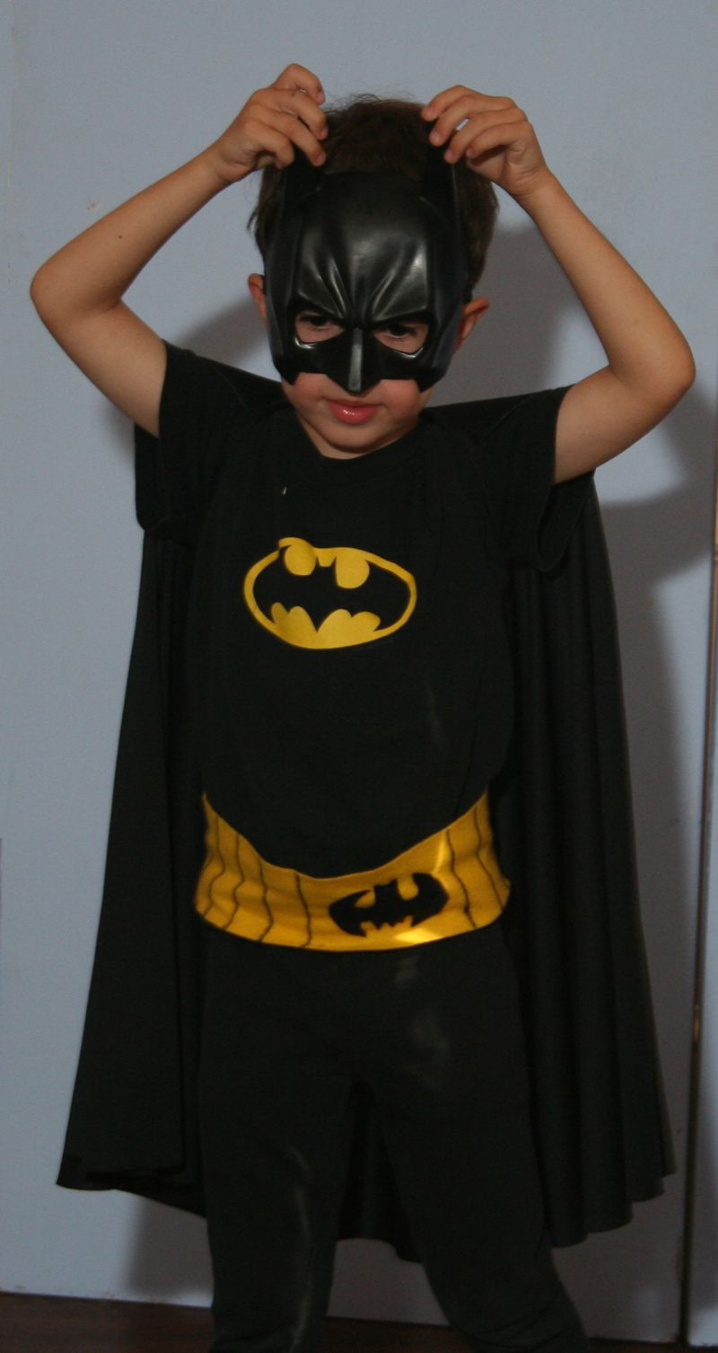 DIY Batman Costume Toddler
 Batman costume on kid o info