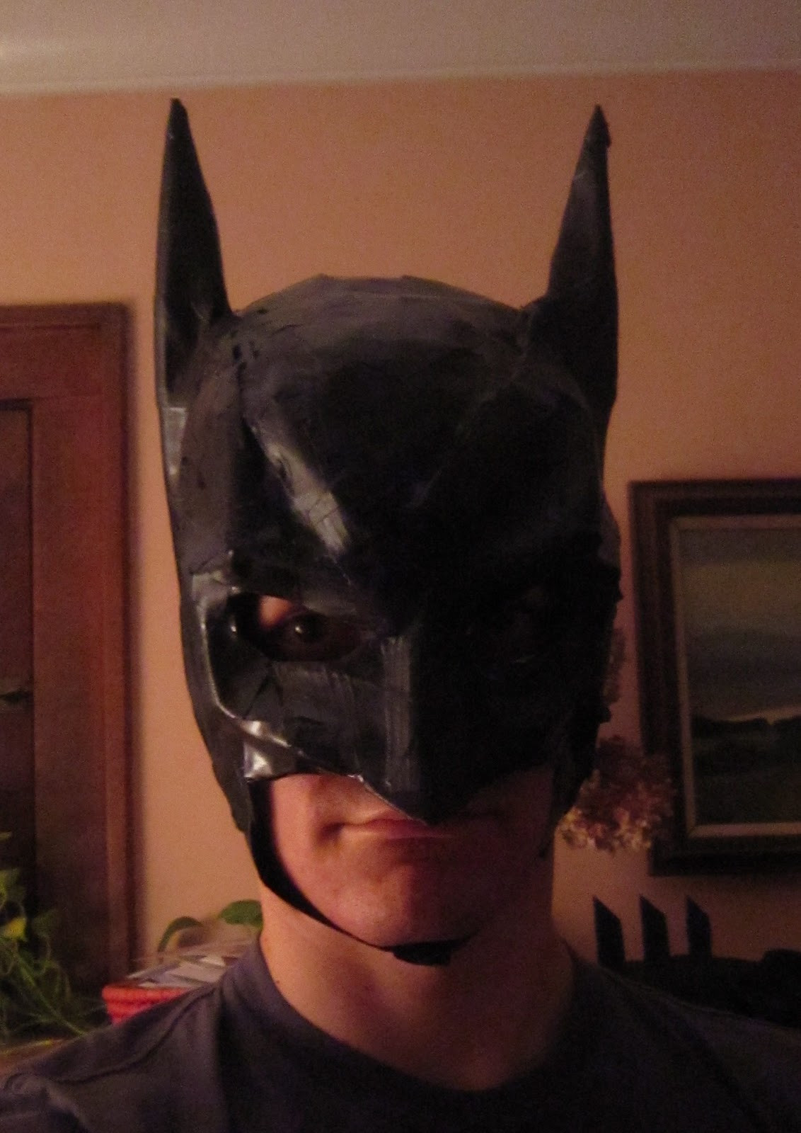 DIY Batman Mask
 Chuck Does Art DIY Batman Costume Mask Part II