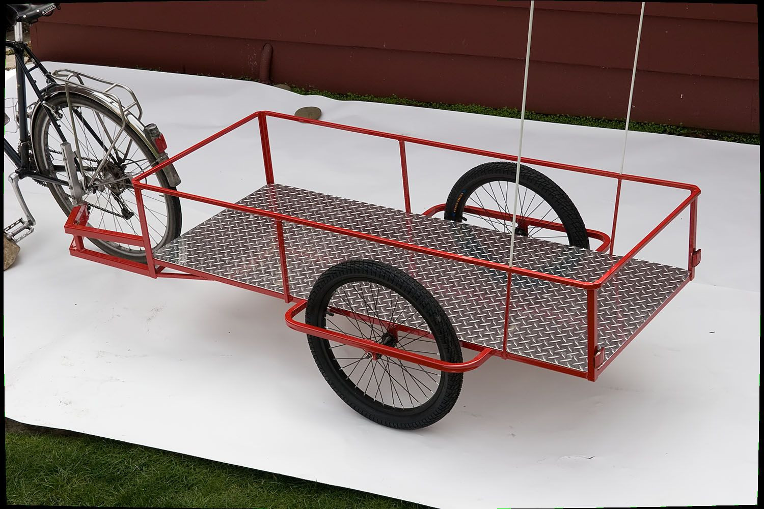 DIY Bicycle Trailer Plans
 This is why every household needs a Haulin’ Colin trailer