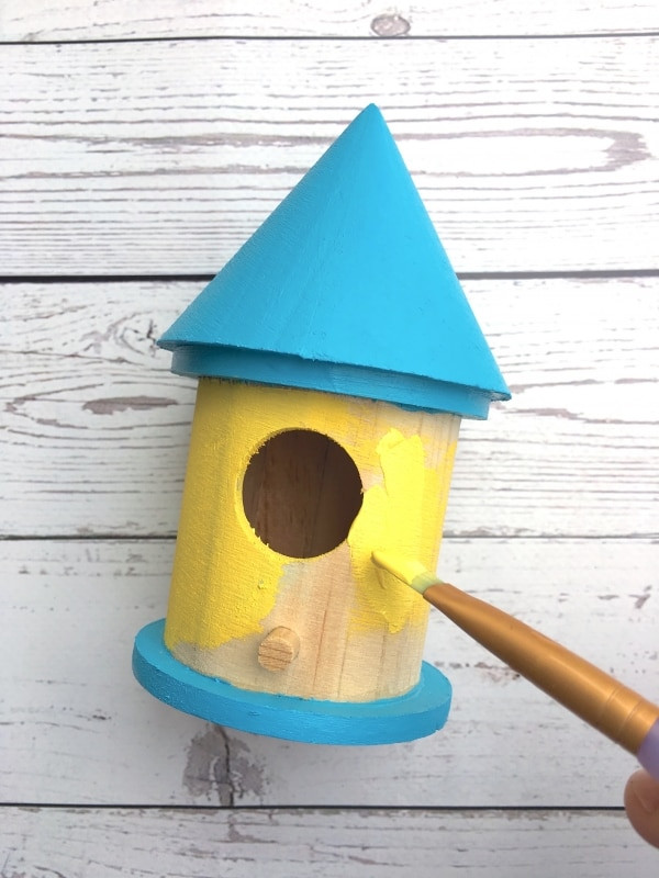DIY Birdhouses For Kids
 How to Make a Spring DIY Birdhouse Craft for Kids
