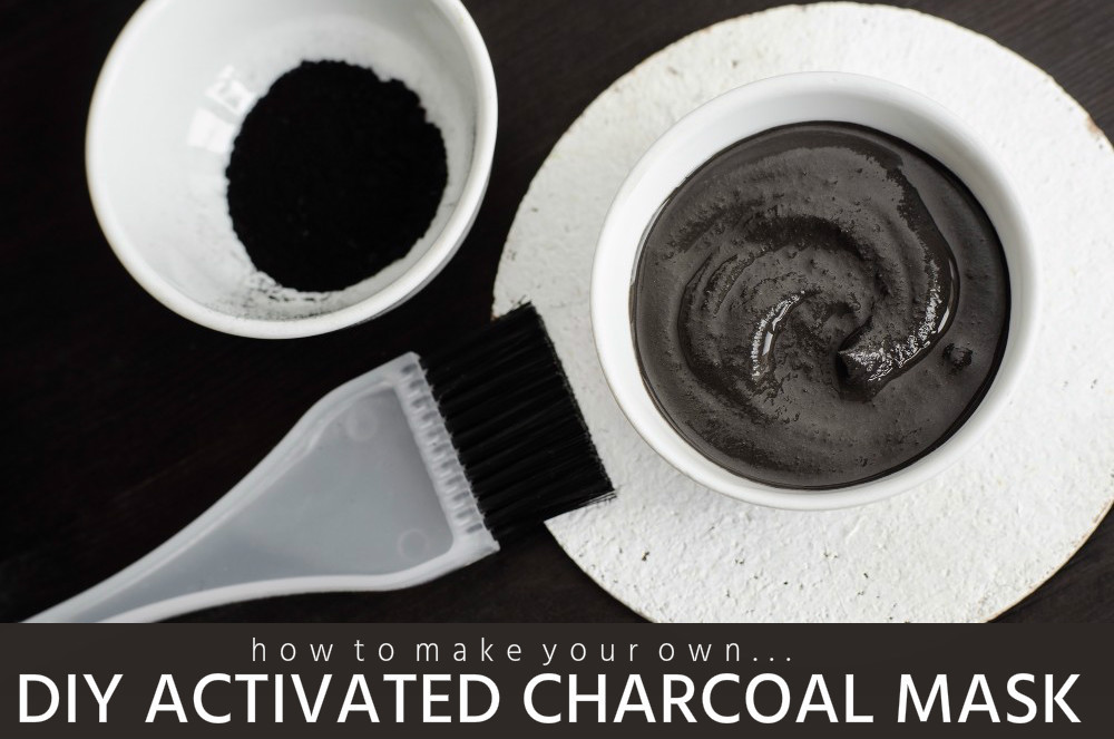 DIY Black Charcoal Mask
 How to Make Your Own DIY Activated Charcoal Mask