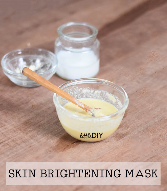 DIY Brightening Face Mask
 GRAM FLOUR SKIN BRIGHTENING MASK
