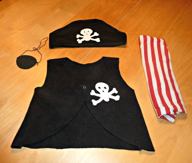 Diy Child Pirate Costume
 Last Minute Diy Pirate Costume Easy Homemade Pirate