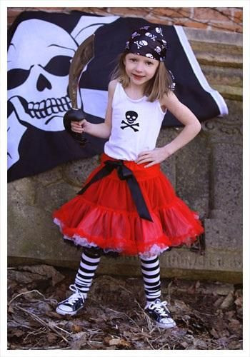 Diy Child Pirate Costume
 Homemade Pirate Costume Ideas …