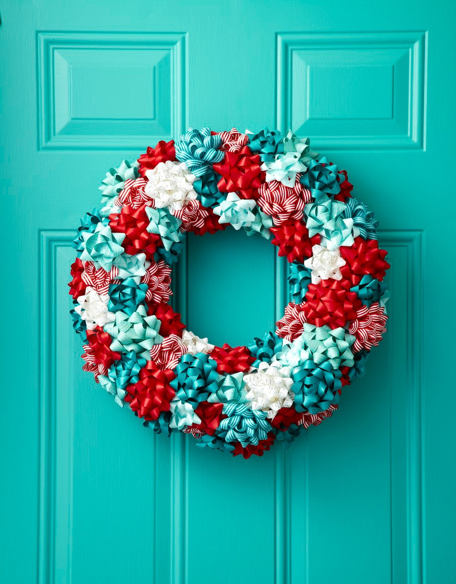 DIY Christmas Wreath
 40 DIY Christmas Wreath Ideas How To Make a Homemade