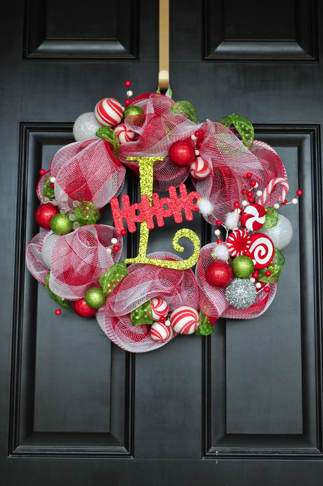 DIY Christmas Wreath
 DIY Til We Die Easy Christmas mesh wreaths