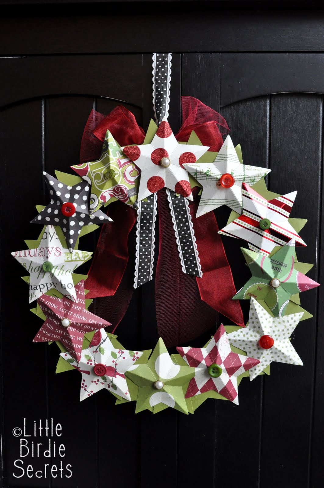 DIY Christmas Wreath
 35 DIY Inspiring Unique Christmas Wreaths