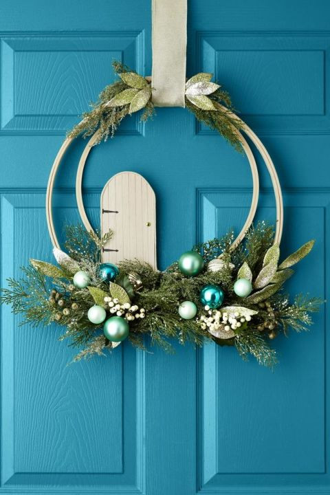 DIY Christmas Wreath
 40 DIY Christmas Wreath Ideas How To Make a Homemade