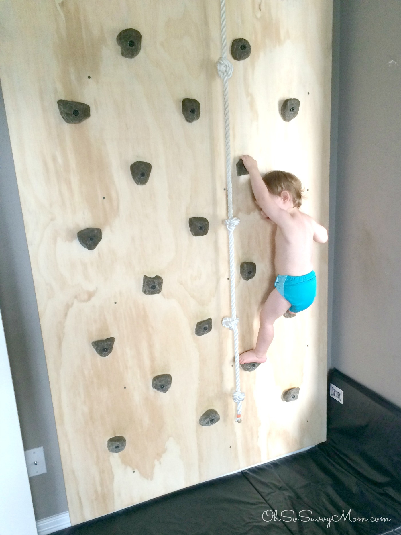 DIY Climbing Wall For Toddlers
 How to build a DIY Kids Climbing Wall Easy to Follow