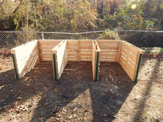 DIY Compost Bins Wood
 Tammy Sends in Her DIY Wood Pallet post Bin and Pallet