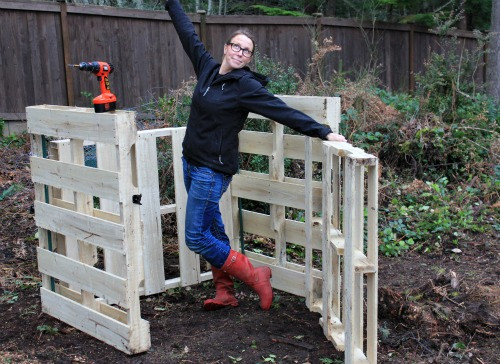 DIY Compost Bins Wood
 DIY How to Build a post Bin Out of Wood Pallets e