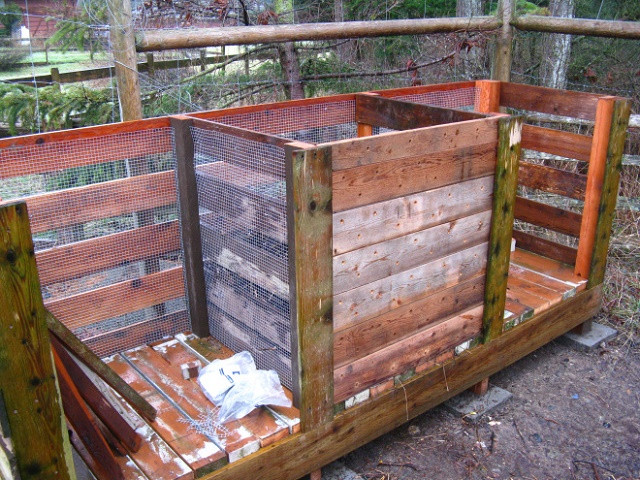 DIY Compost Bins Wood
 How To Build A post Bin