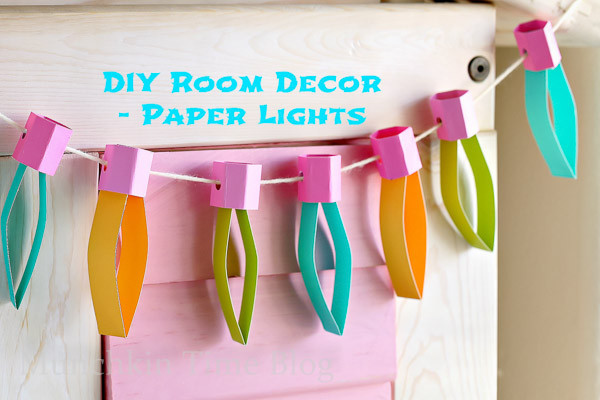 Diy Crafts For Kids Room
 Christmas Lights Easy Paper Craft for Kids Munchkin Time