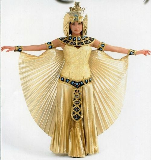 DIY Egyptian Goddess Costume
 23 Awesome Egyptian Costume Diy